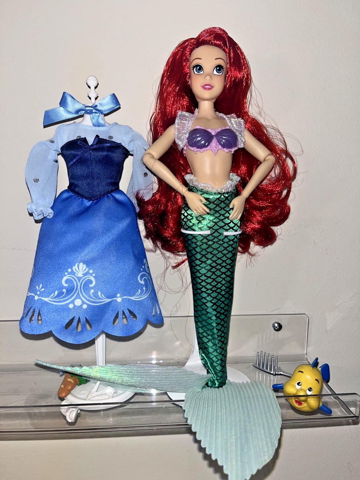 Disney Store Ariel Classic Doll 11 1/2" with Stand & Dress F