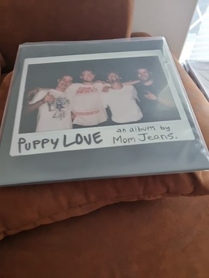 Mom Jeans - Puppy Love Vinyl Gebraucht