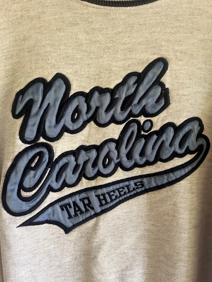 Sudadera De Colección Carolina del Norte Tacones Alquitranados Script Cuello Redondo Leyendas Atlética XL Foto 4 de 4