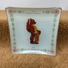 VTG  Georama The Queen’s Beasts The Red Dragon of Wales Glass Ashtray Candy Look