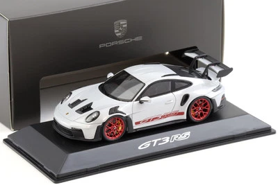 1:43 Spark Porsche 911 (992) GT3 RS Gris Glacé Métallique/ Rouge Pyro WAP DEALER