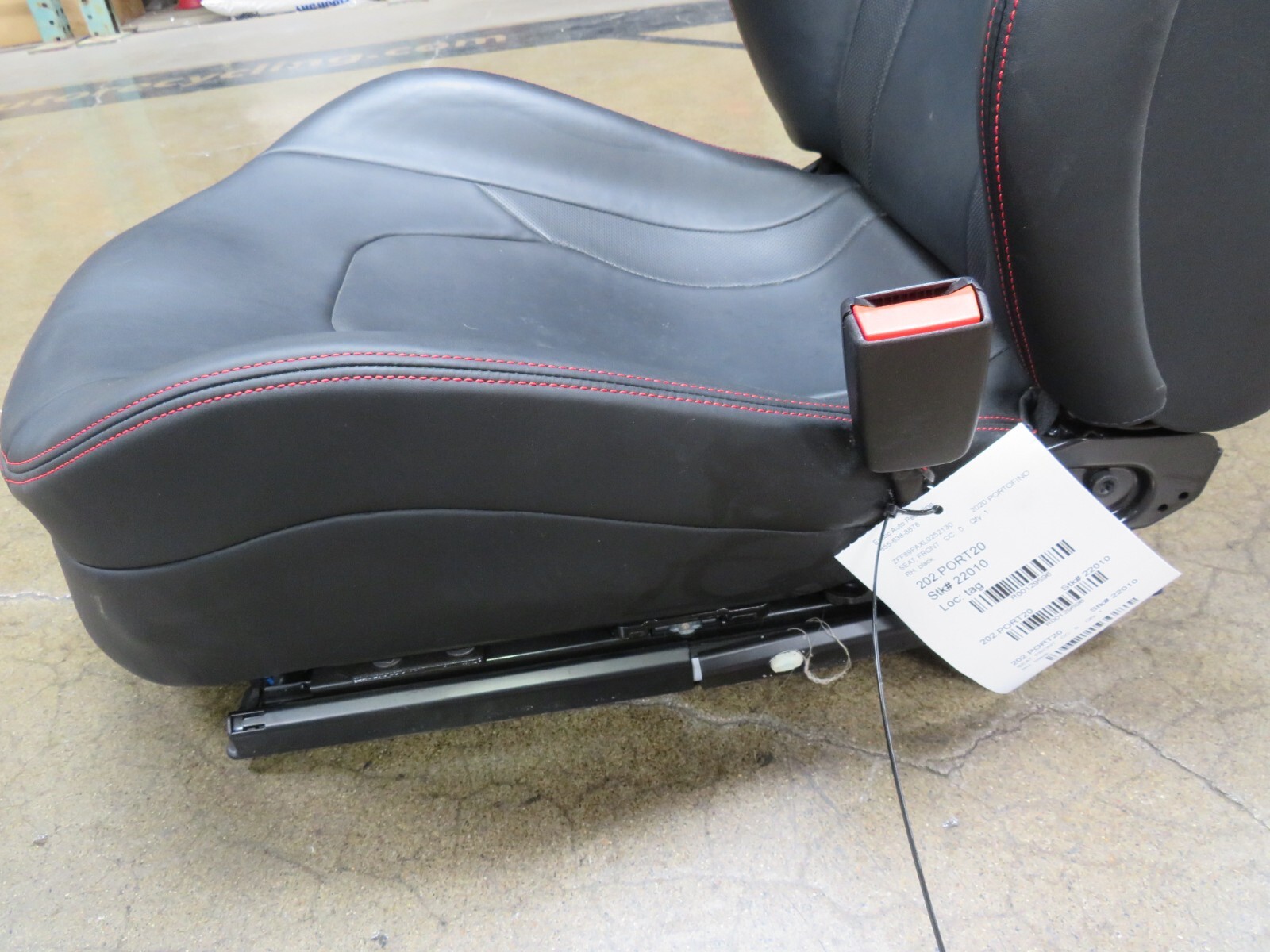 Ferrari Portofino, RH, Right, Front Seat, Worn Leather, Used