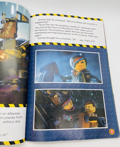 Emmet's Awesome Day (Lego: The Lego Movie) by Anna Holmes Pre-Owned *See Photos - Picture 3 of 12