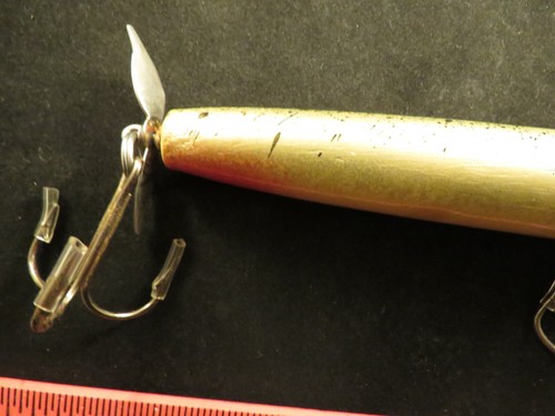 Topwater Musky Muskie 7-1/2" Wood Fishing Lure Excellent Condition - Picture 11 of 12
