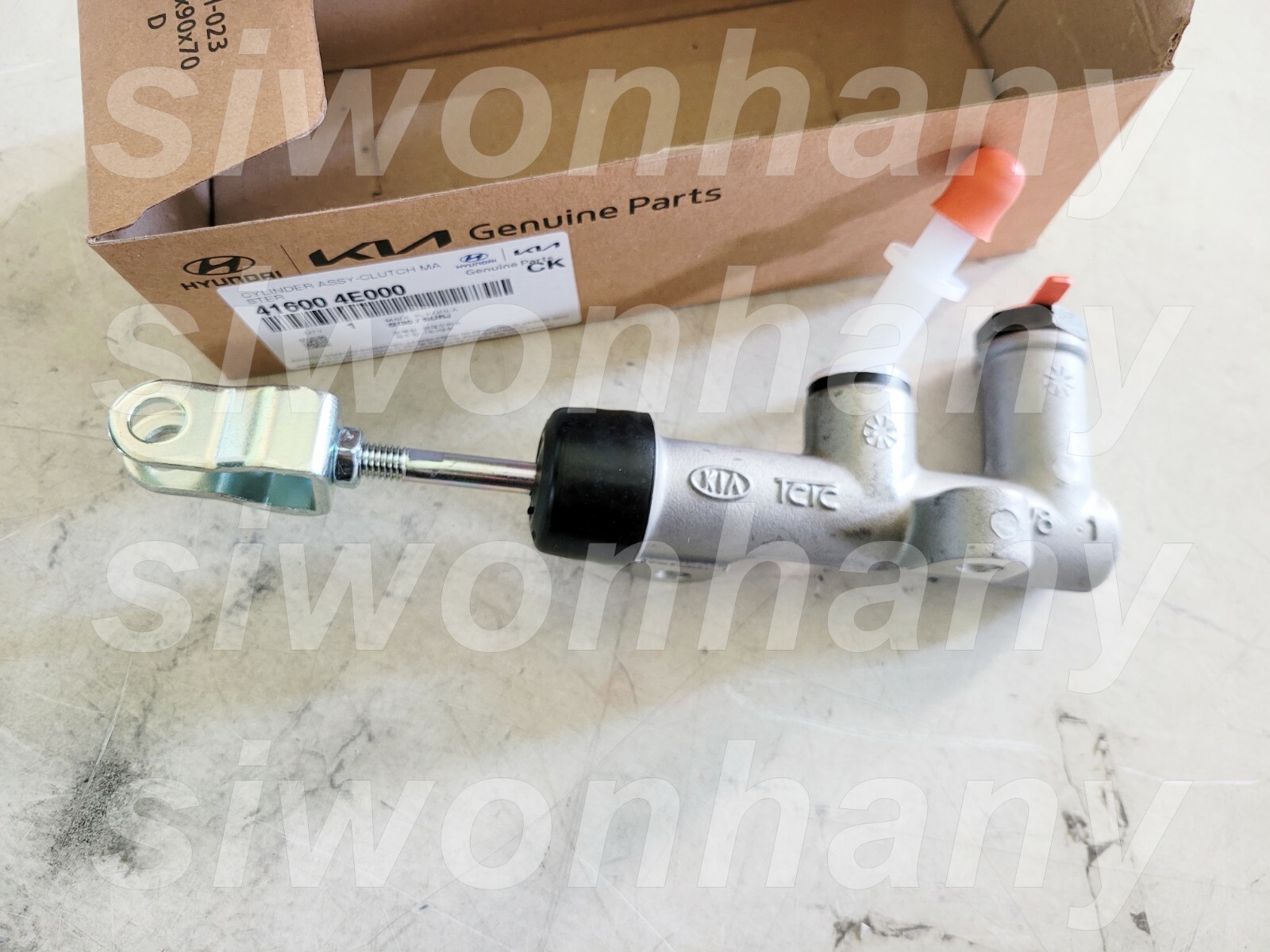 OEM 2WD/4WD M/T Clutch Master Cylinder KIA Bongo3 K2500 K2700 2004