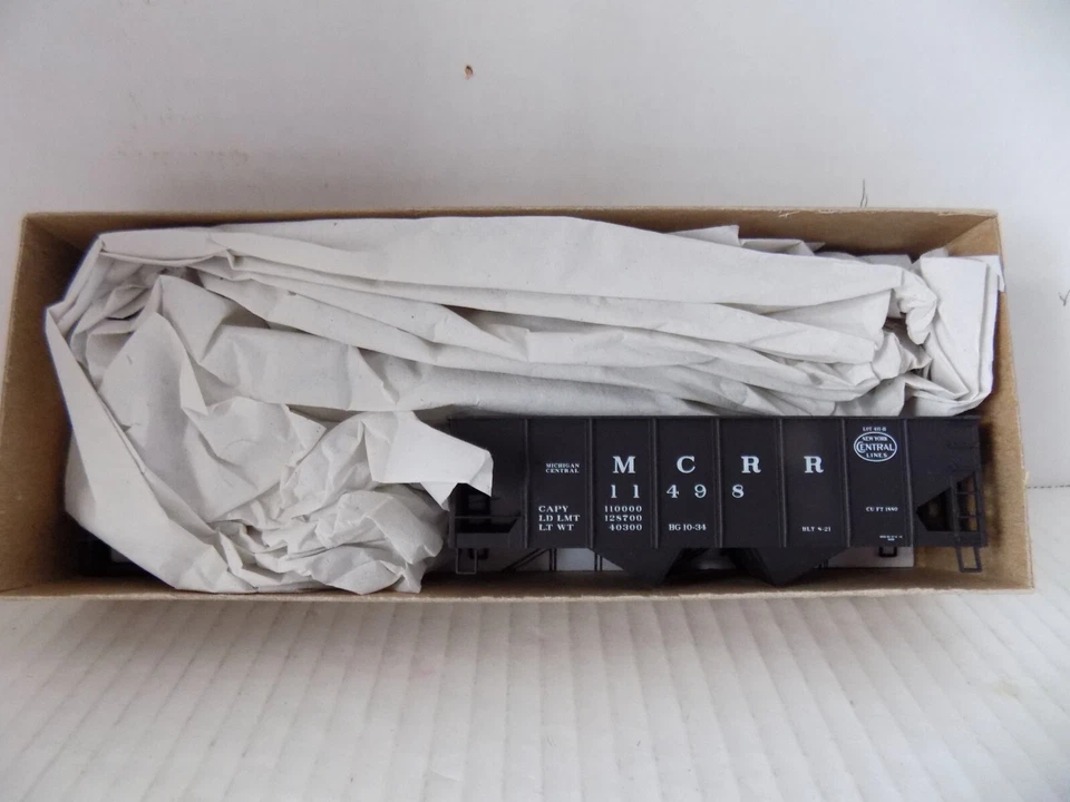 55 TONE USRA HOPPER CAR FOR; MICHIGAN CENTRAL RR. BY ACCURAIL HO  NIB - Image 3 of 4