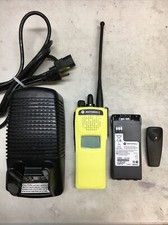 Motorola XTS2500 800mhz P25 Digital Radio H46UCD9PW5BN 500018-00048C-5 YELLOW