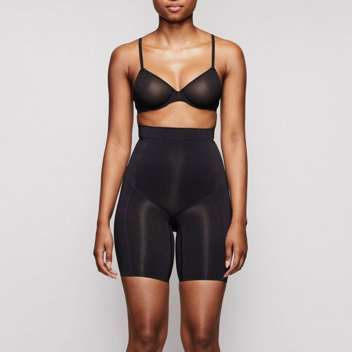 SKIMS Women Black High Waisted Bonded Short Size M