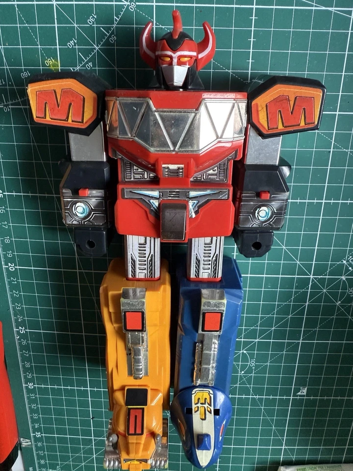 Megazord POWER RANGERS Bandai - Immagine 2 di 4