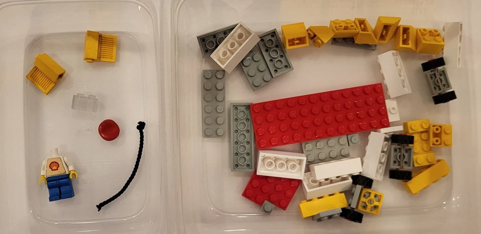 LEGO 671 Shell Fuel Pumper Tanker Gas Truck - Image 2 of 4