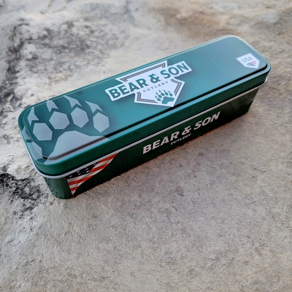 CUCHILLO DE REGALO BEAR & SON CUBIERTOS EE. UU. GENUINO CIERVO TRES HOJAS MEDIANO GANADERO LATA Foto 4 de 4