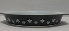 Pyrex Black/White Snowflake Open 1.5 Qt Oval Casserole Baking Dish Rare Vintage!