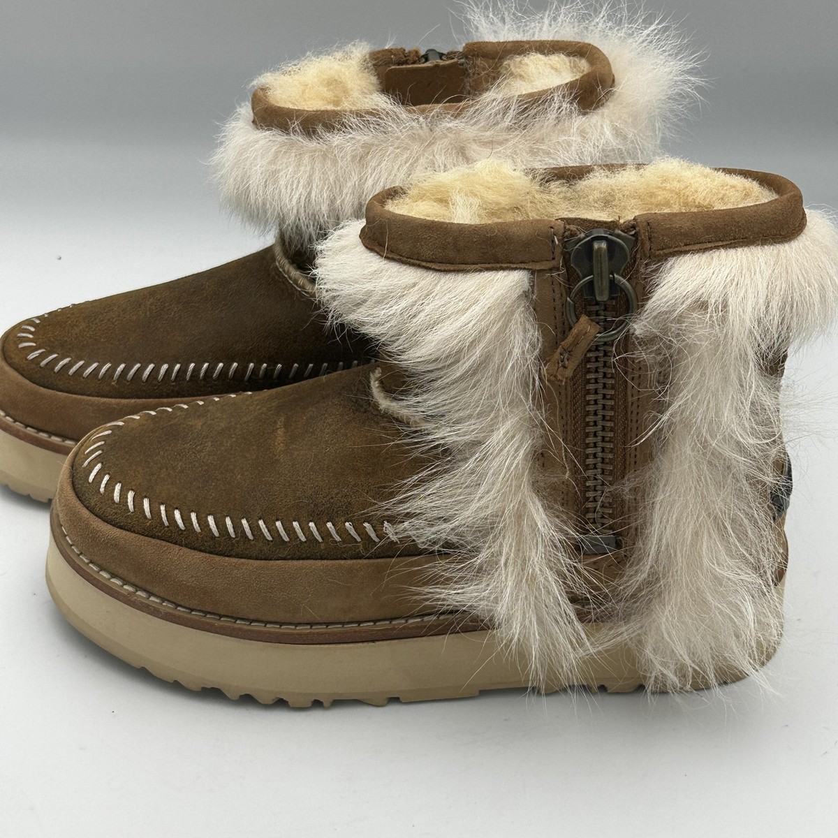UGG Boots Womens Size 5 Brown Suede Shearling Fur Ankle Zip Fluff