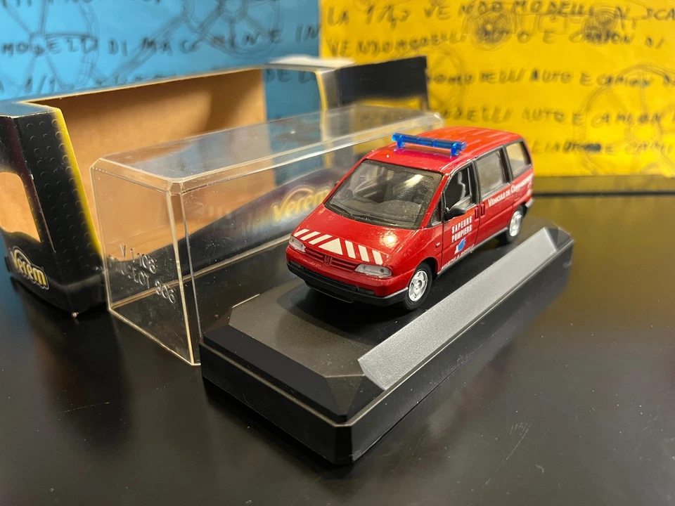 1/43 Verem lotto Pompiers ambulance ambulancia bomberos Citroen Peugeot Renault - Immagine 2 di 3