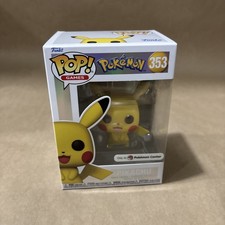 Funko Pop! Vinyl: Pokémon - Pikachu - Pokemon Center (Exclusive)