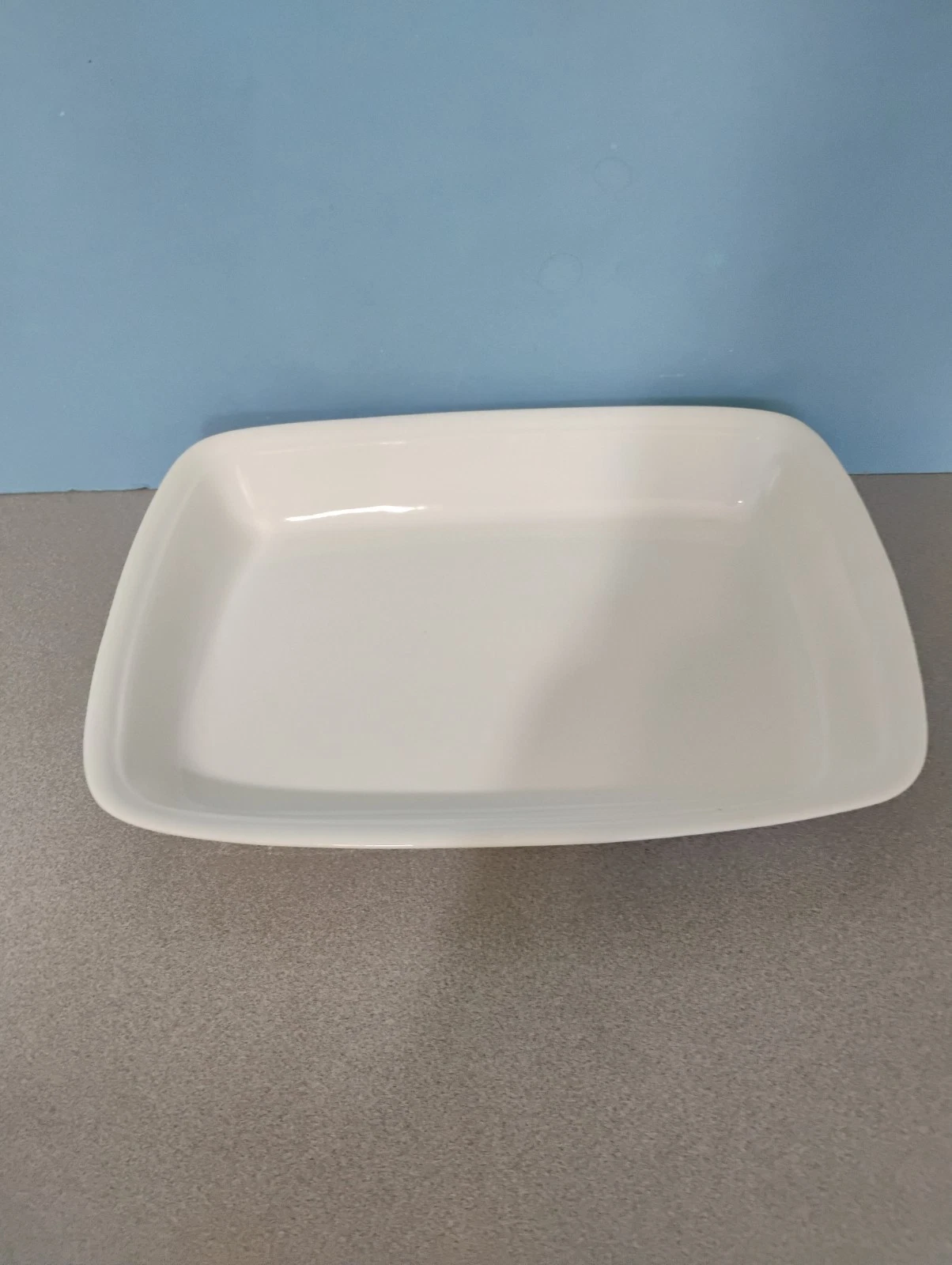 Oneida OvenBrite Porcelain White Roasting Pan 14 x 10