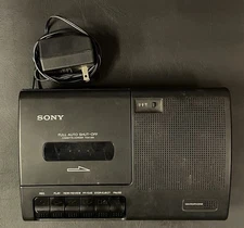 SONY TCM-919 Portable Cassette Tape Player + Recorder - For Parts Only!!