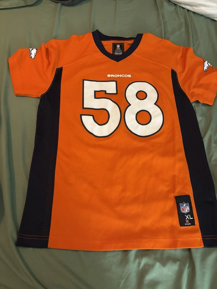 Orange NFL Von Miller Denver Broncos jersey, size YXL. Will also fit adult small - Image 3 of 4