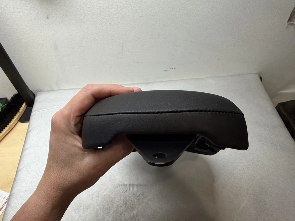 Conjunto de asiento HONDA Pillion 77300-MLA-A00ZB nuevo fabricante de equipos originales Honda pieza Foto 4 de 4