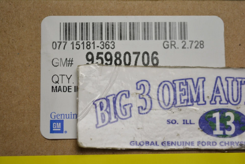 Bisel antiniebla delantero lado del conductor Chevrolet Cruze LH 2011-2014 nuevo OEM 95980706 Foto 3 de 3