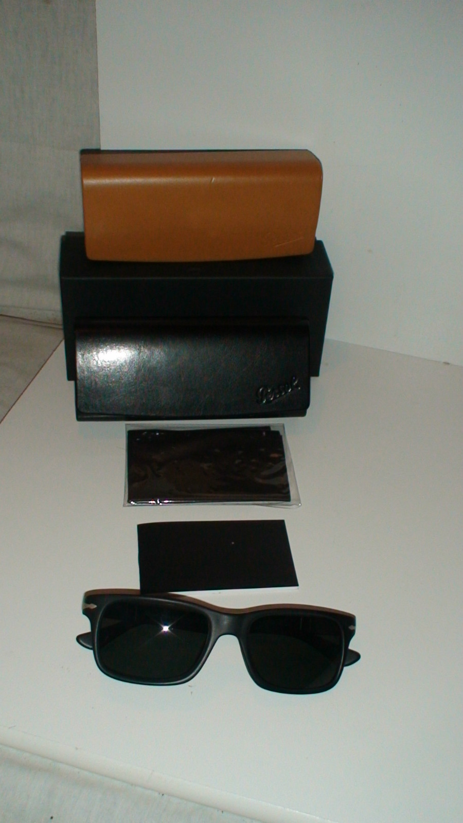 Foto 1 di 8