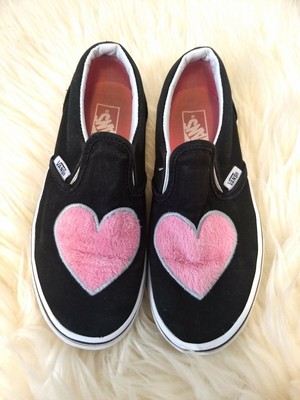 black and pink heart vans