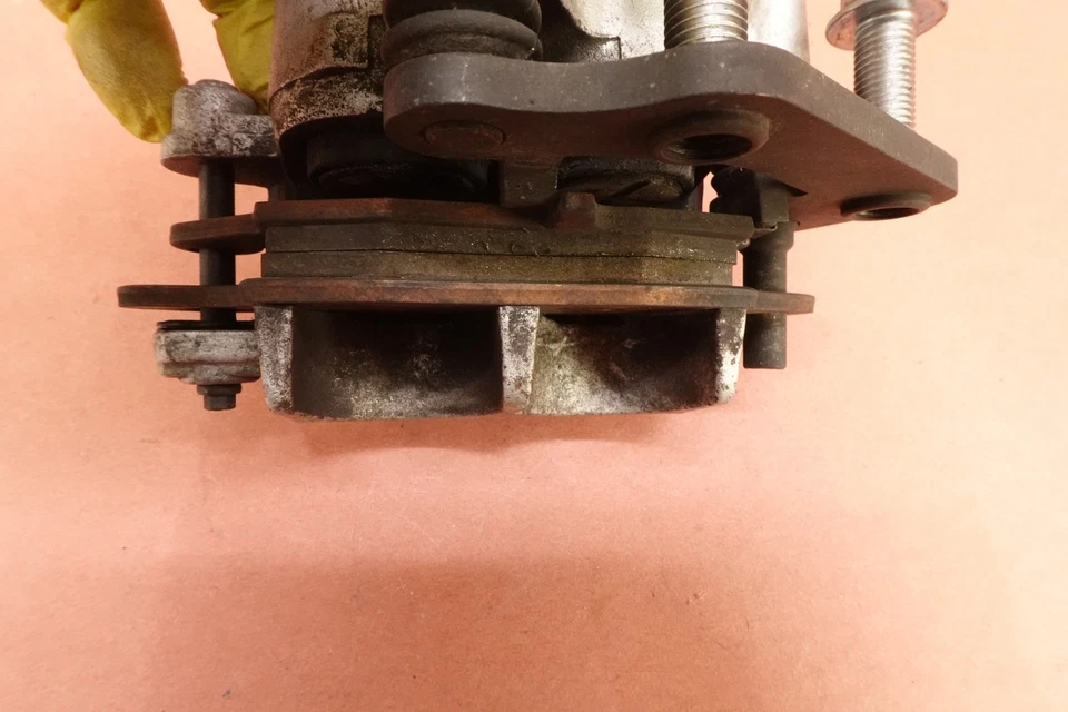 2005-2009 SUZUKI BOULEVARD C50 VL800 Front Brake Caliper - Image 2 of 4