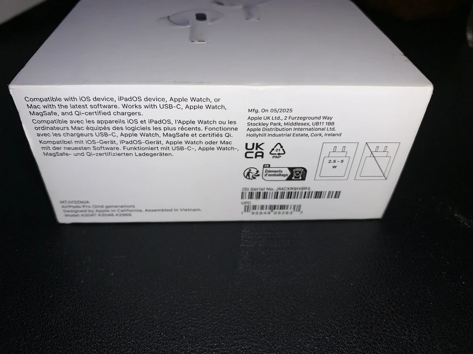 AirPods Pro 2nd Generation USB-C 2025 Model - Image 4 of 4