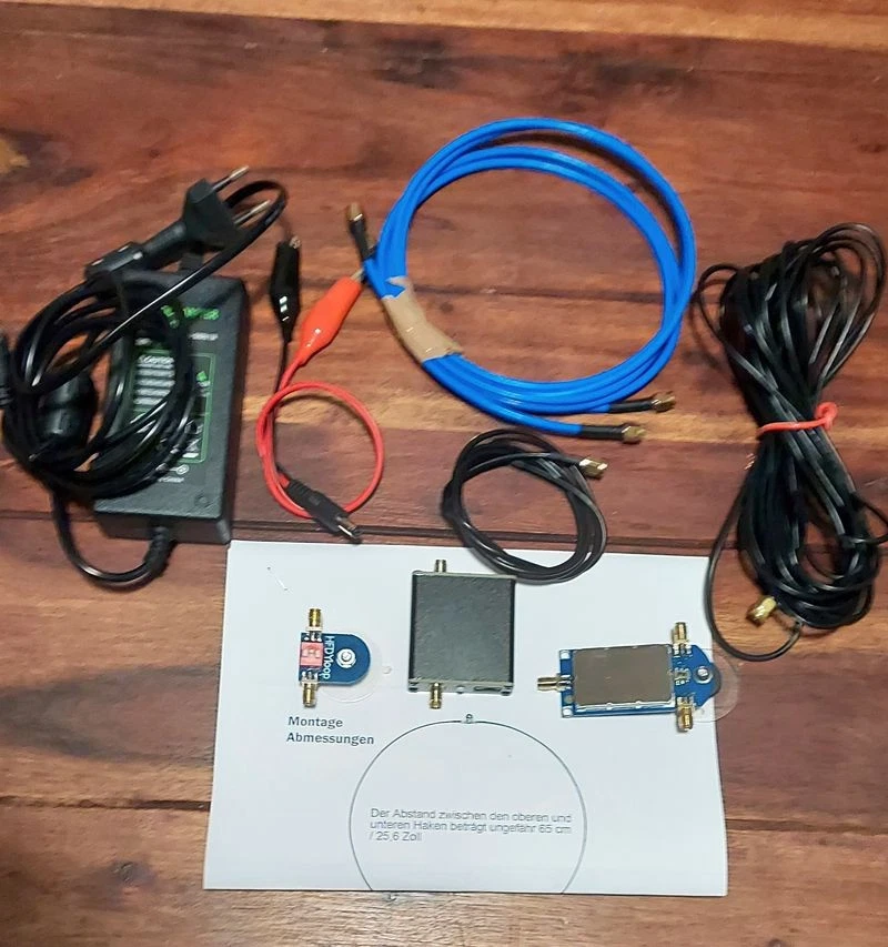 Aktive Loop Antenne, 9-12 Volt, 50K-500Mhz, mit Zubehör, - Bild 2 von 3