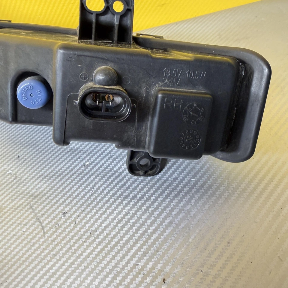 2022-2025 JEEP GRAND WAGONEER RIGHT PASSENGER OEM LED FOG LIGHT LAMP 68525276AA - Image 4 of 4