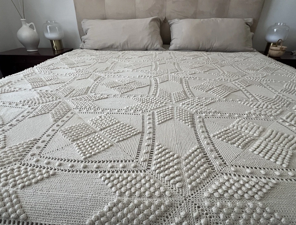 Colcha de palomitas de maíz de ganchillo vintage de algodón tejido marfil talla king 96x90 Foto 2 de 4