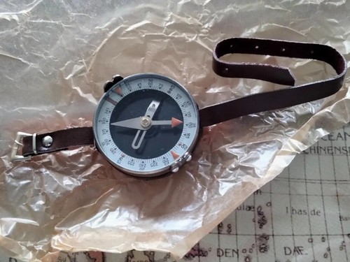 USSR COMPASS ADRIANOV vintage wrist military SURVIVAL SOVIET ARMY ORIGINAL - Picture 5 of 14