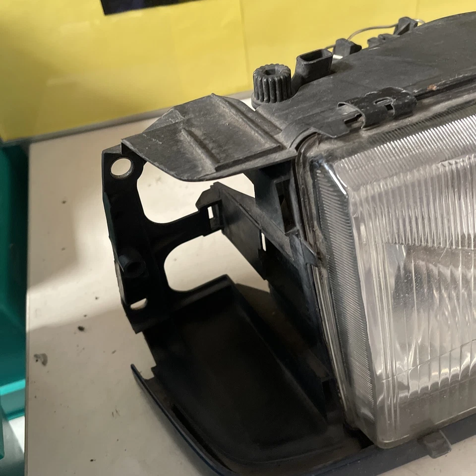 Scheinwerfer vorne rechts Frontscheinwerfer Volvo 940 740 940 0244423R20 - Bild 2 von 4