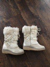 Juicy Couture Kids Girls Fur Charm Gold Metalic Boots 12M