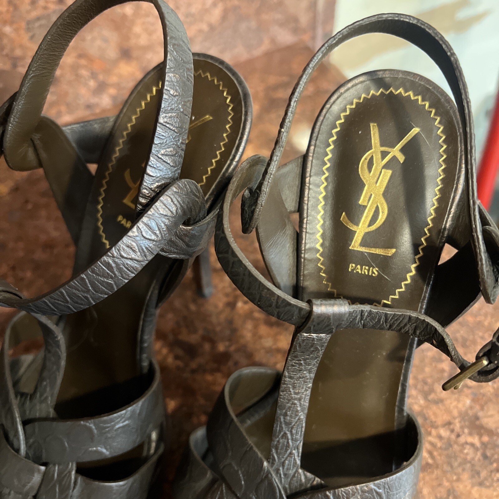 Sandali Yves Saint Laurent in pelle bronzo con plateau omaggio taglia 38