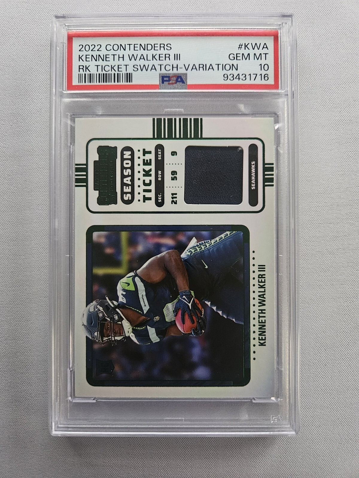 Kenneth Walker III Panini Contenders Rookie Ticket Swatches #KWA Variation