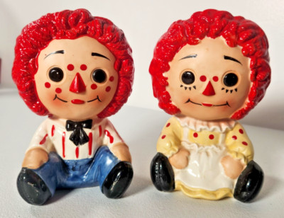 Inarco Raggedy Ann & Raggedy Andy Ceramic Planters (CB5)