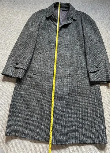 Vintage Men's Harris Tweed Overcoat. L/XL image 14