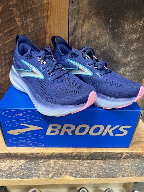 NIB Brooks Glycerin GTS 22 120435-429 Blue Ribbon Peacoat