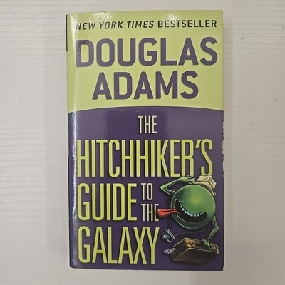 Hitchhiker's Guide to the Galaxy by Douglas Adams (2005, Mass Market)