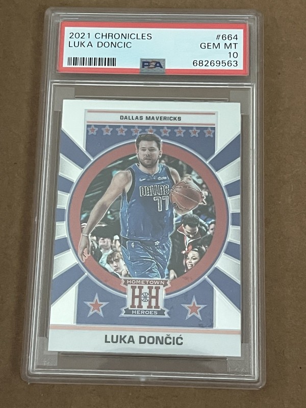 Panini 2021-22 Chronicles Hometown Heroes Optic Luka Dončić #664 PSA 10