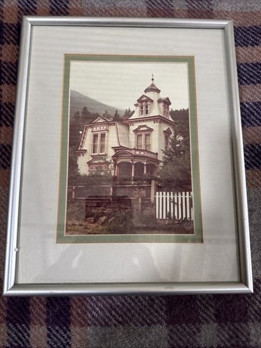 Michael John 1976Signed Print Victorian House Drawing Framed&Matted. - Picture 1 of 6