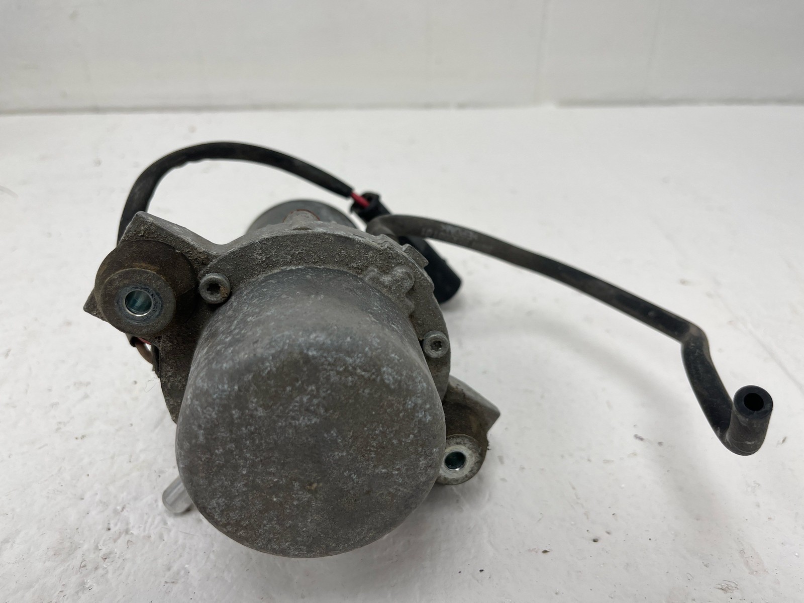 BMW i8 2014-2020 Brake booster with tandem pump