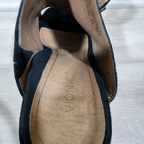 Vionic Kaia Stacked Heel Black Brown Suede Sandal Shoes Women’s Size 10 - Picture 13 of 14