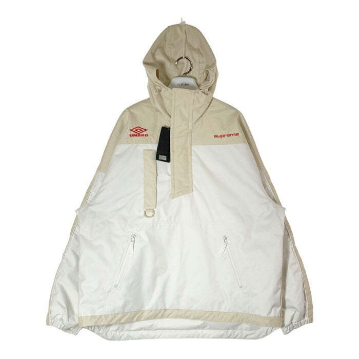 Supreme x Umbro 23SS Hooded Anorak Jacket Beige SizeXXL Used Supreme x Umbro 23SS Hooded Anorak Jacket Beige SizeXXL Used