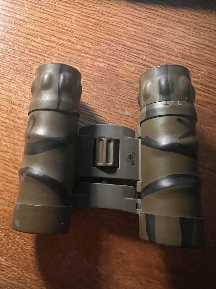 Tasco camo binoculars 12x25 Model 178BCR Fully coated optics -240ft/1000yds - Image 2 of 4
