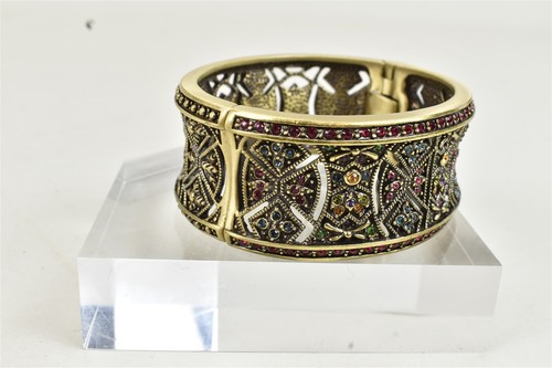 Heidi Daus Signed Byzantine Beauty Red Crystal Hinged Bangle Bracelet - Picture 2 of 7