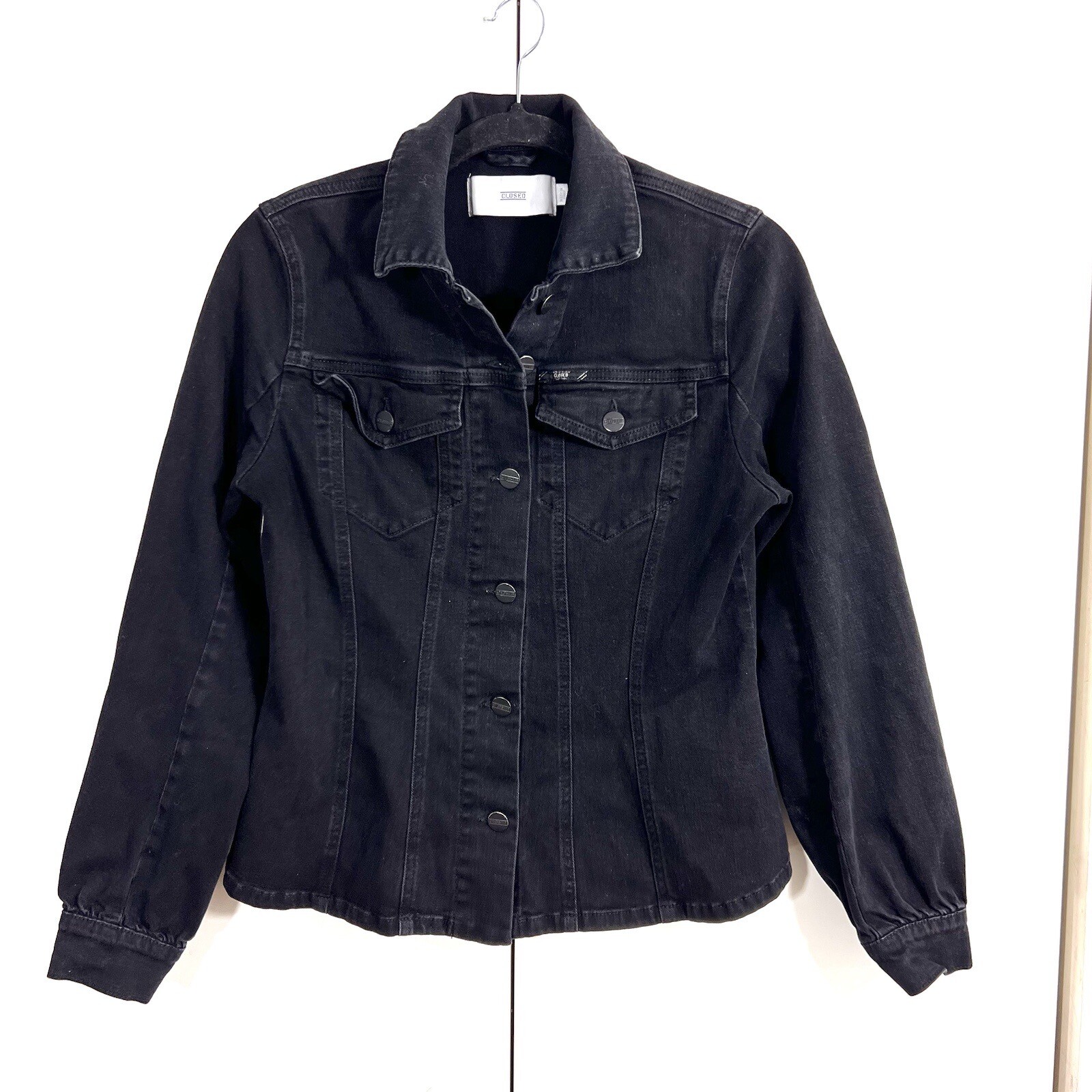 Closed Denim Jacket Women’s M Washed Black Button Front Made In Italy-image