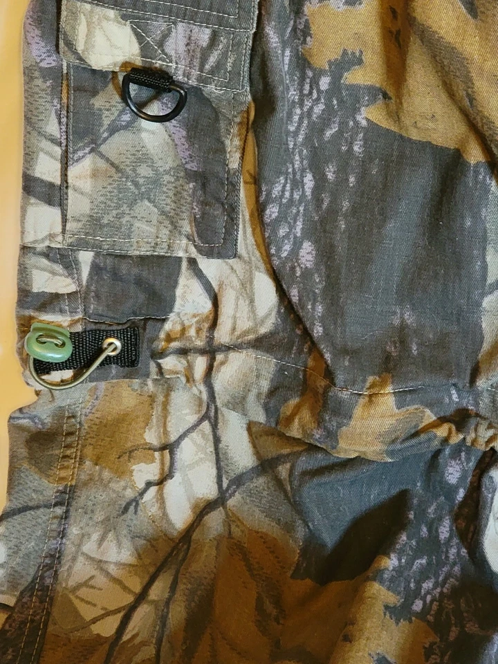 Ranger Realtree Camoflage Hunting Pants Large (36-38) zips off to shorts - Image 3 of 4