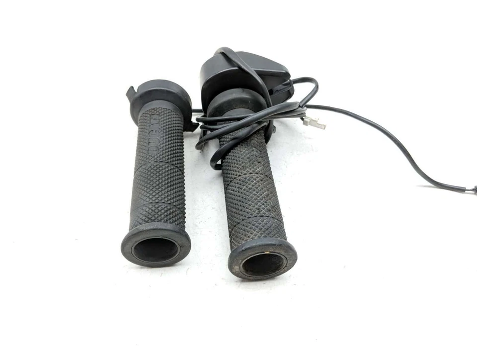 Tubo de acelerador y empuñaduras 10-18 Ducati Multistrada 1200 Foto 3 de 4